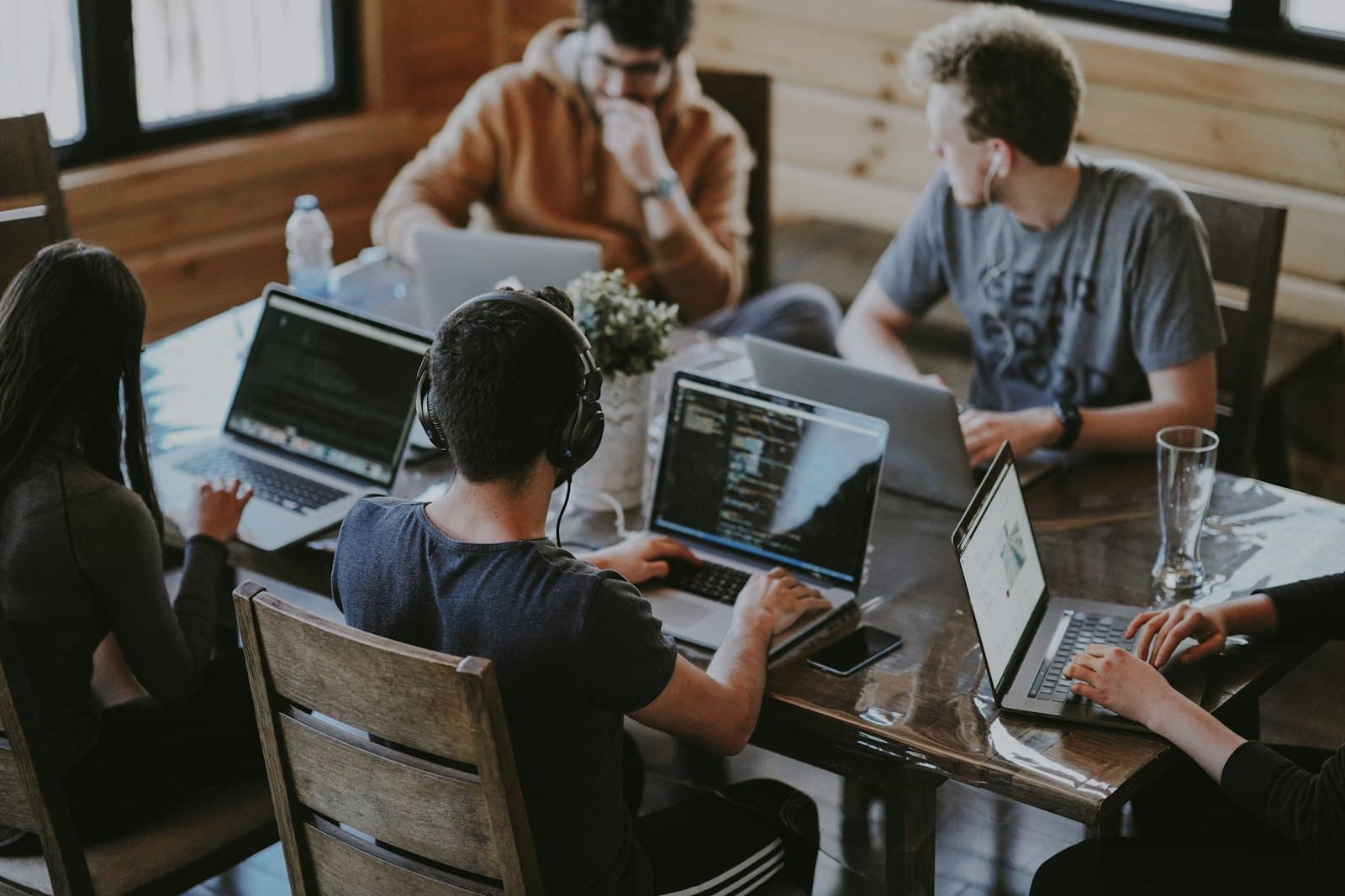 Data Analyst vs Data Scientist vs Data Engineer: Which Career Is Right for You?