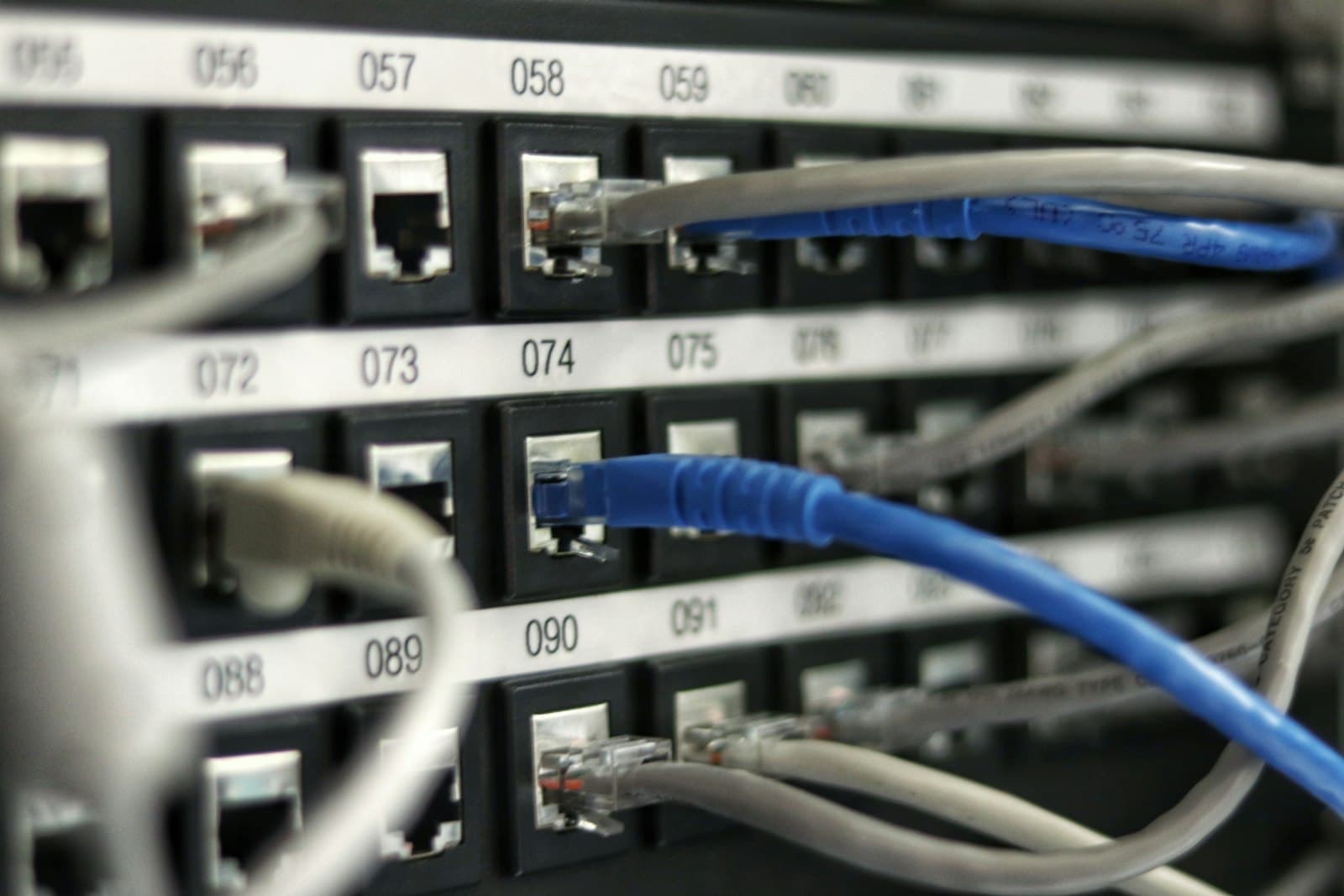 What Is a Data Warehouse? Explained Simply with Real Examples